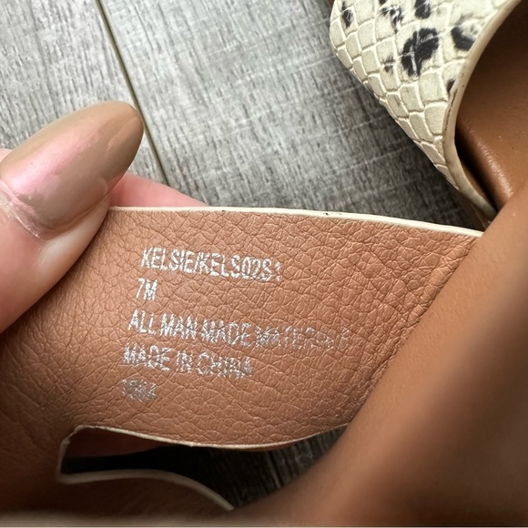 Steve Madden Snakeskin Kelsie Heeled Sandals Size 7 - Picture 4 of 5